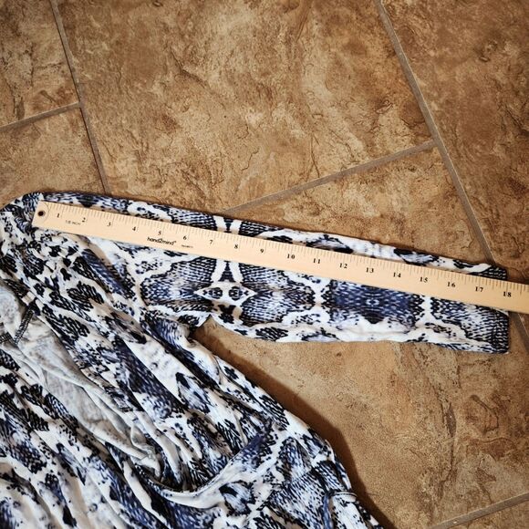 Joe Fresh for JCP Wrap Dress – Size Small | 3/4 Sleeve | Rayon Blend - Picture 6 of 6